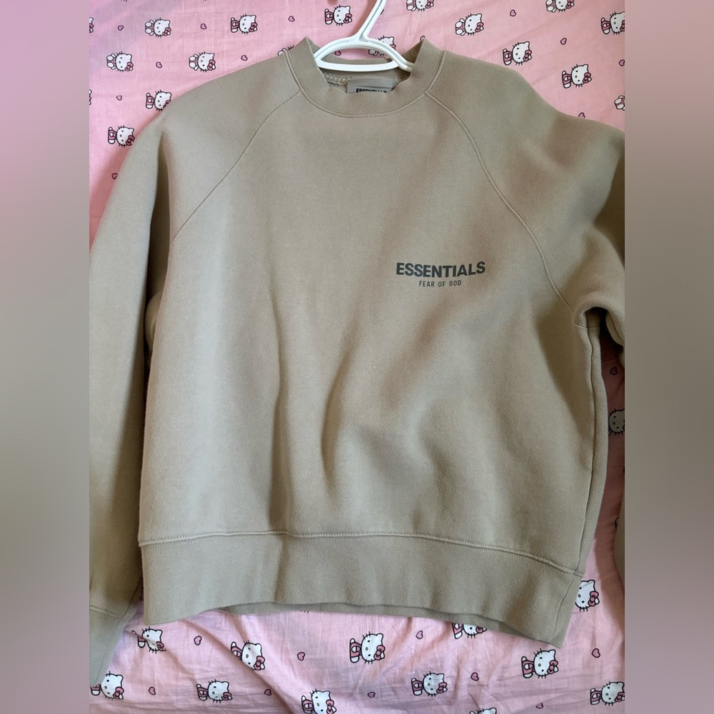 Essentials Sweatshirt
